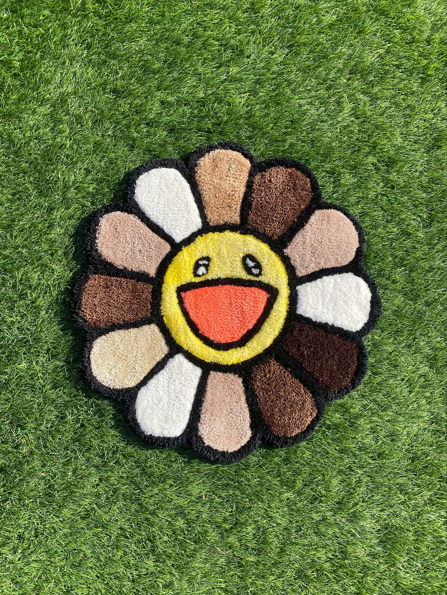 HAPPY FLOWER
